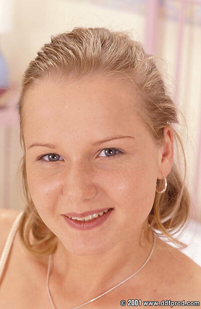 Алина, 25